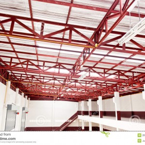 metal-roof-construction-28789963